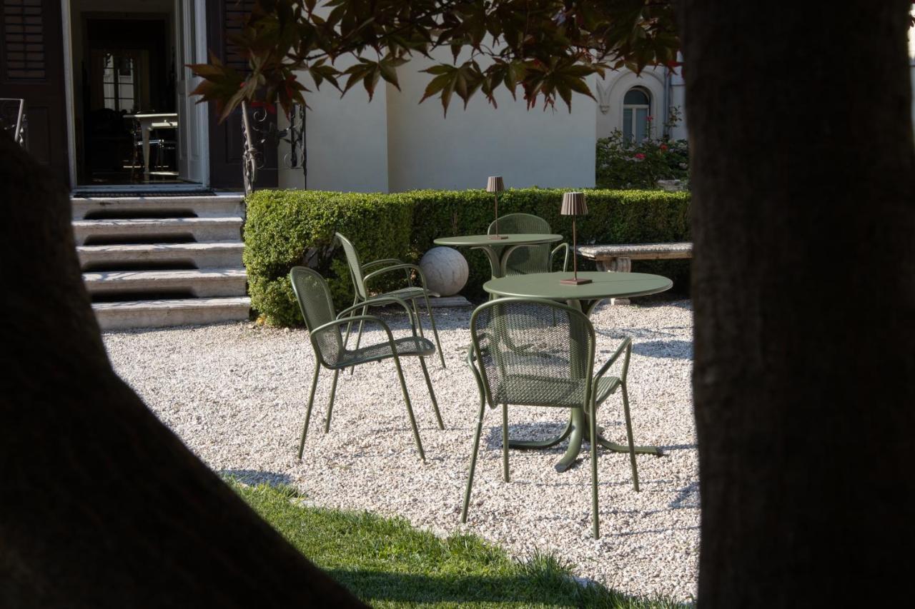 Villa Sizzo Relais B&B Trente Buitenkant foto